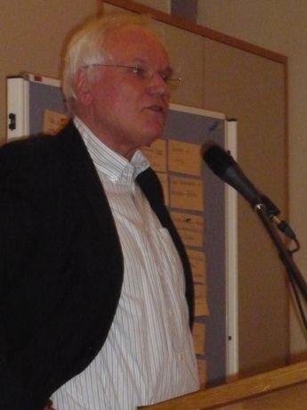 Dr. Wunibald Müller