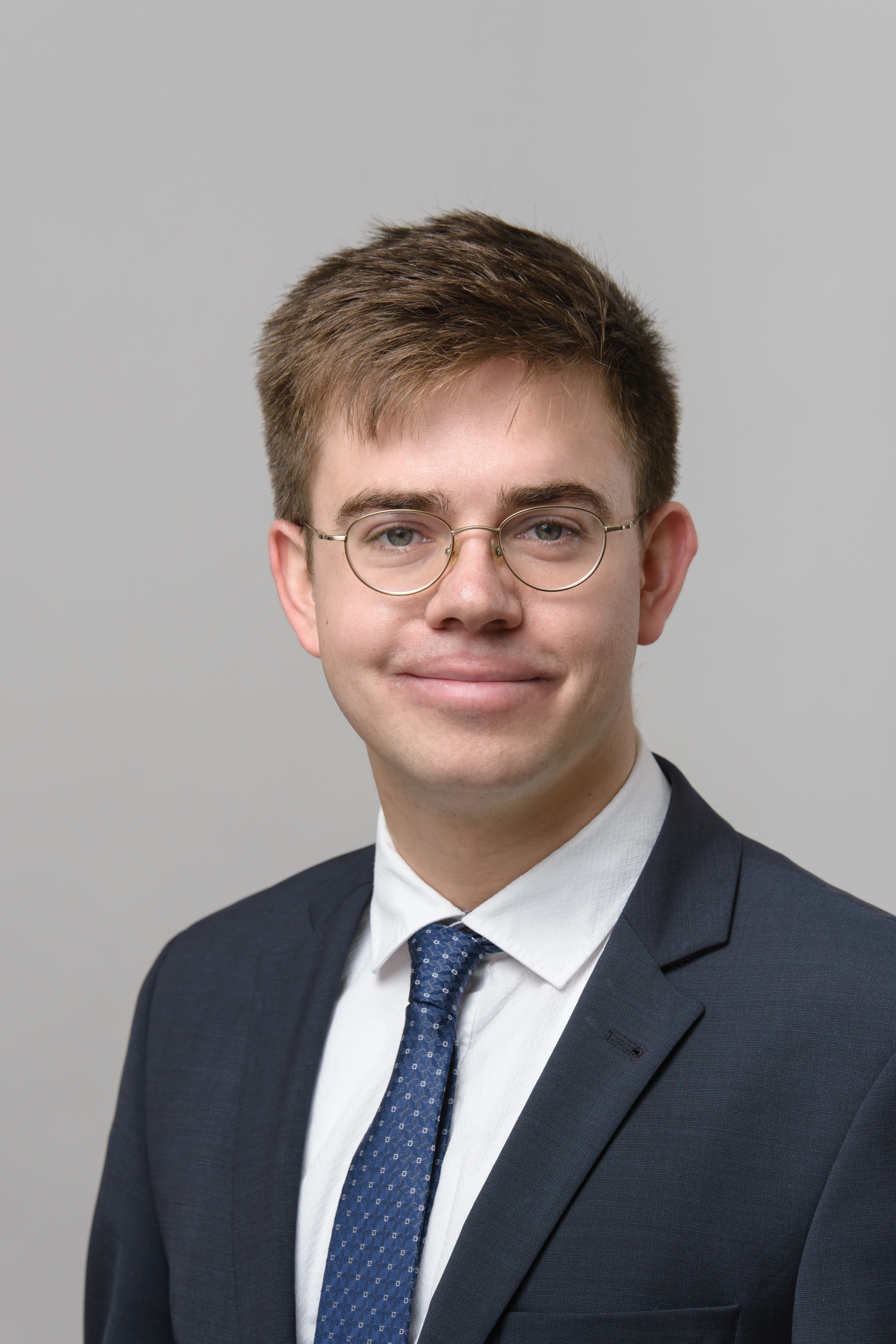 Dr. Dominik Abel
